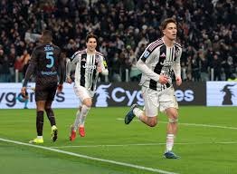 西媒：维尼修斯6场欧冠451分钟0进球，连续11场陷球荒